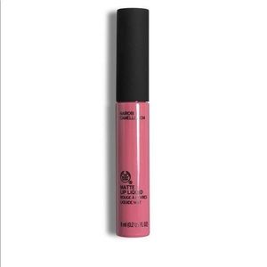 The Body Shop Matte Liquid Lip in Camellia